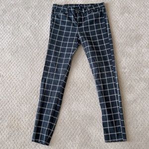 GAP black and white checkered pants. Size 0R.